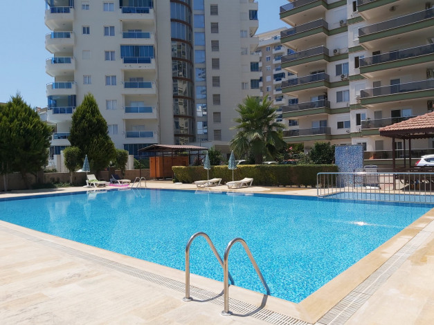 Двухуровневый четырехкомнатный пентхаус с видом на море и горы, район Махмутлар, 200 м2 - Ракурс 8