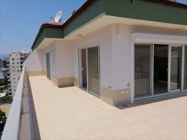 Двухуровневый четырехкомнатный пентхаус с видом на море и горы, район Махмутлар, 200 м2 - Ракурс 17