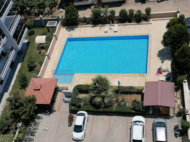 Двухуровневый четырехкомнатный пентхаус с видом на море и горы, район Махмутлар, 200 м2 - Ракурс 19