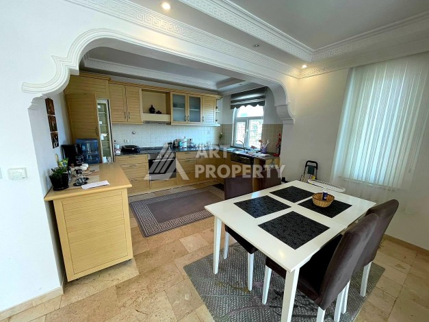 Видовые апартаменты 2+1 в комплексе возле реки в развитом районе Тосмур - Ракурс 12