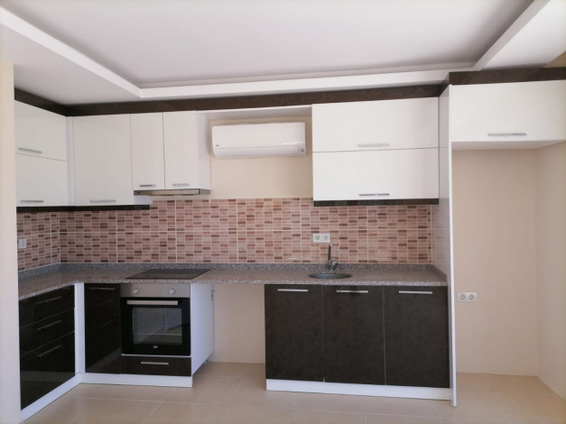 Двухуровневый четырехкомнатный пентхаус с видом на море и горы, район Махмутлар, 200 м2 - Ракурс 25