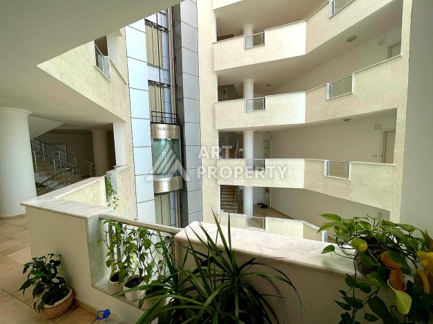 Видовые апартаменты 2+1 в комплексе возле реки в развитом районе Тосмур - Ракурс 25