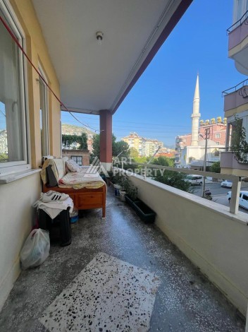 Просторные апартаменты 2+1 в турецком доме в центре Алании - Ракурс 0