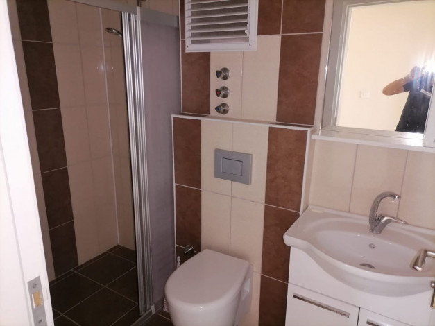 Двухуровневый четырехкомнатный пентхаус с видом на море и горы, район Махмутлар, 200 м2 - Ракурс 38