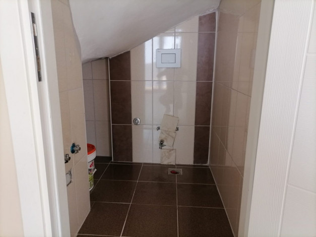 Двухуровневый четырехкомнатный пентхаус с видом на море и горы, район Махмутлар, 200 м2 - Ракурс 39