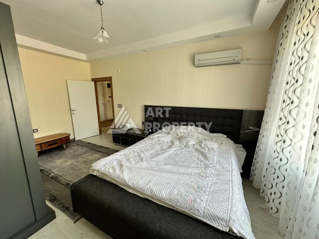 Огромная квартира 2+1 с мебелью в новом доме в Махмутларе! - Ракурс 6