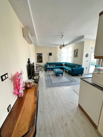 Огромная квартира 2+1 с мебелью в новом доме в Махмутларе! - Ракурс 13