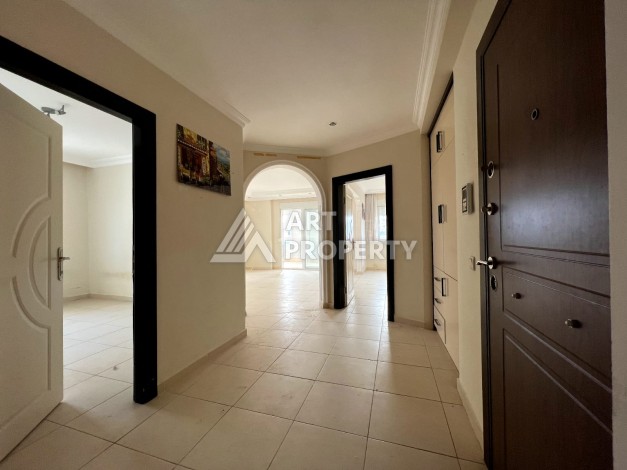 Просторная 2+1 с отдельной кухней в турецком доме развитого района Махмутлар - Ракурс 16