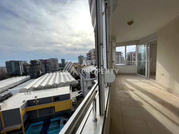 Просторная 2+1 с отдельной кухней в турецком доме развитого района Махмутлар - Ракурс 19