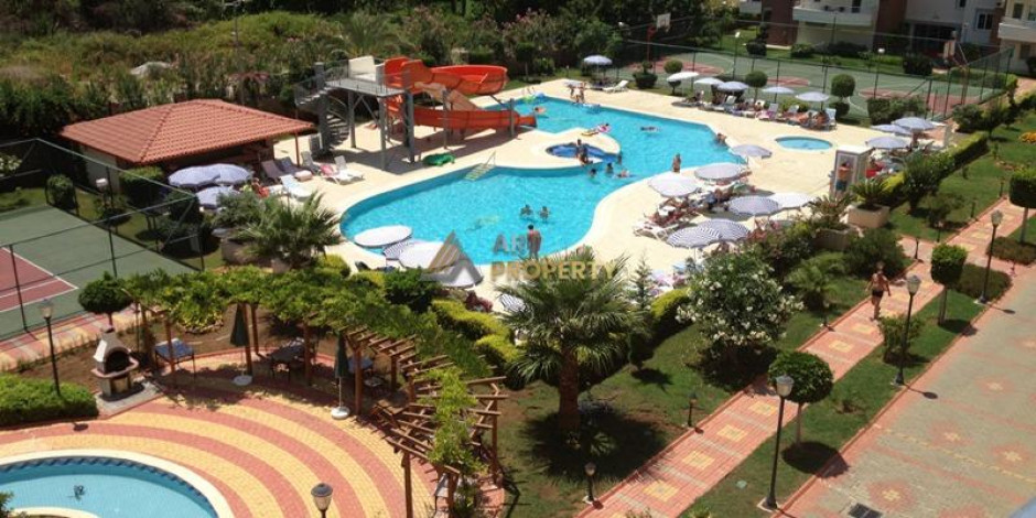 Прекрасная квартира 4+1 с видом на море и крепость в районе Тосмур, 270 м2. - Ракурс 27