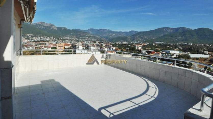 Прекрасная квартира 4+1 с видом на море и крепость в районе Тосмур, 270 м2. - Ракурс 28