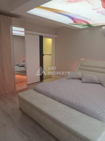 Апартаменты 2+1 класса люкс в элитном районе Каргыджак - Ракурс 8