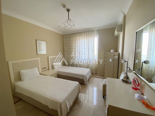 Шикарная квартира 3+1 с потрясающим видом на море - Ракурс 4