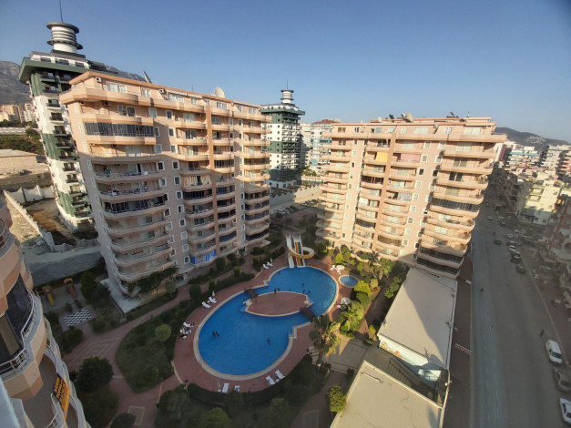 Пентхаус 4+1 с видом на море в районе Махмутлар, 250 м2 - Ракурс 3