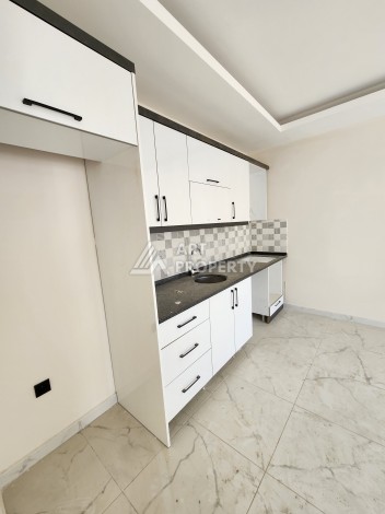 Срочная продажа квартиры 1+1 в Махмутларе! - Ракурс 2