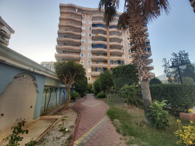 Пентхаус 4+1 с видом на море в районе Махмутлар, 250 м2 - Ракурс 11