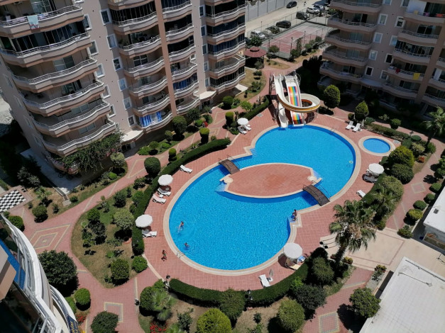 Пентхаус 4+1 с видом на море в районе Махмутлар, 250 м2 - Ракурс 30