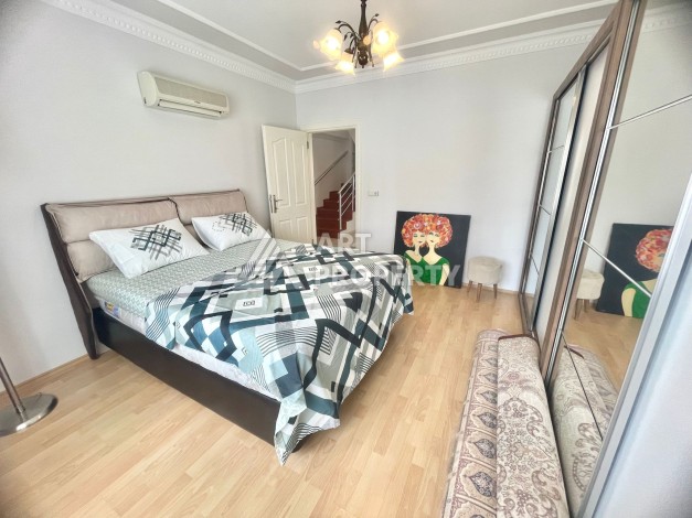 Огромный дуплекс 4+2 , площадью 250 м.кв. рядом с центром Аланьи - Ракурс 11