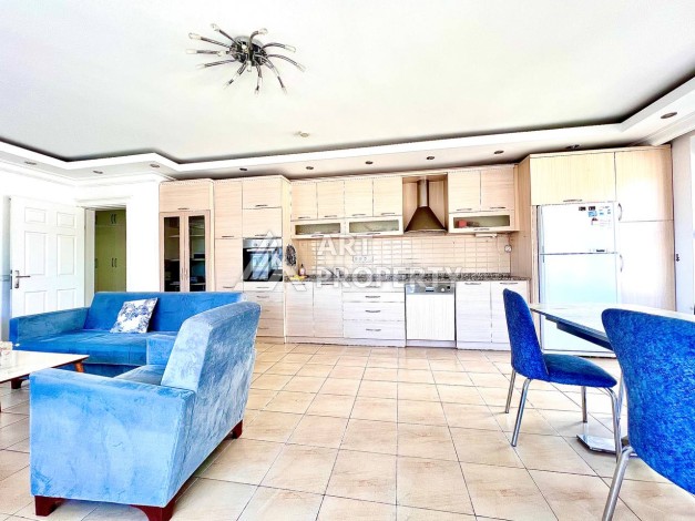 Квартира 3+1 с потрясающим видом на море и крепость в самом центре Алании - Ракурс 10