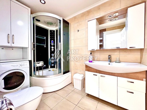 Квартира 3+1 с потрясающим видом на море и крепость в самом центре Алании - Ракурс 24