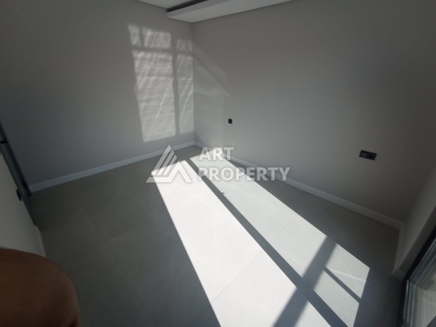 Отличная 1+1 в развитом районе Оба в Алании в 450 м от моря - Ракурс 3