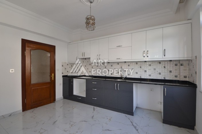 Просторная квартира планировкой 3+1, 155м2, в центре Аланьи - Ракурс 10