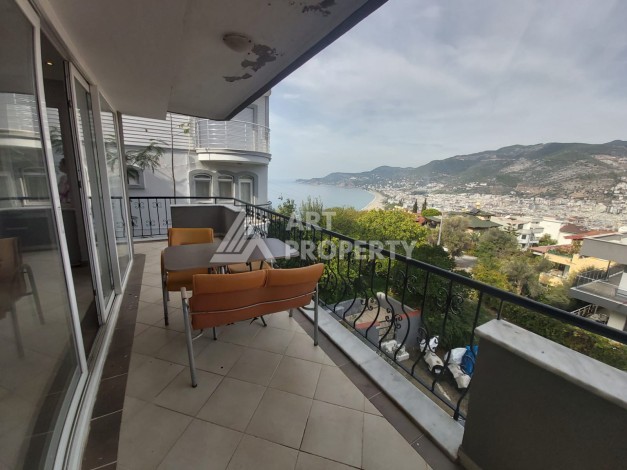 Уютная квартира 3+1 с видом на море и крепость в центре Алании - Ракурс 11