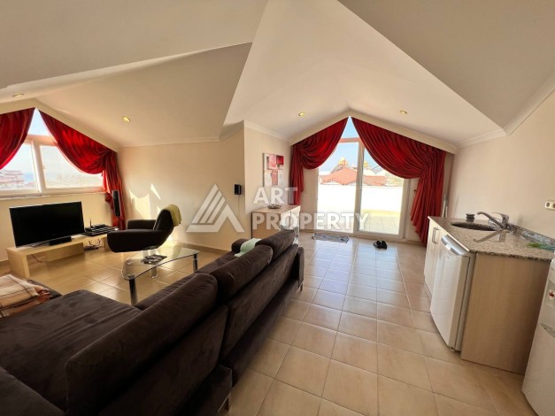 Уютный дуплекс 4+1 с видом на море и замок в центре Алании - Ракурс 7