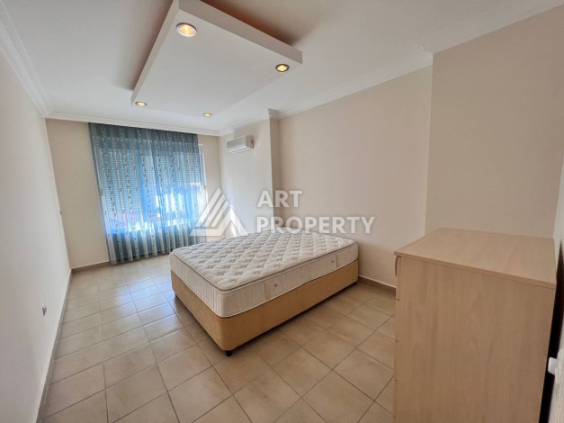 Уютный дуплекс 4+1 с видом на море и замок в центре Алании - Ракурс 10