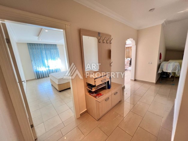 Уютный дуплекс 4+1 с видом на море и замок в центре Алании - Ракурс 12