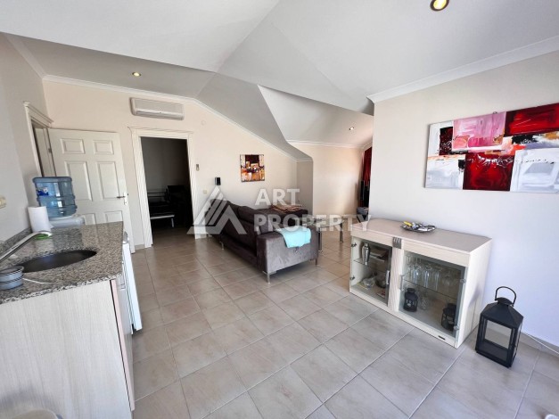 Уютный дуплекс 4+1 с видом на море и замок в центре Алании - Ракурс 15