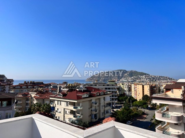 Уютный дуплекс 4+1 с видом на море и замок в центре Алании - Ракурс 31