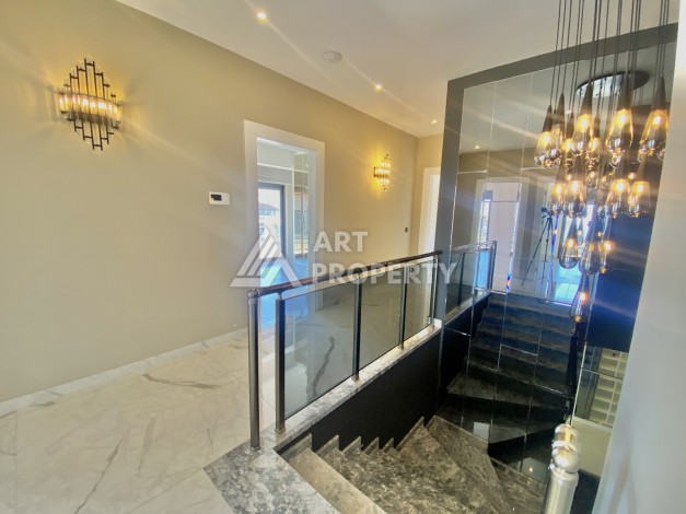 Видовые апартаменты 4+1 для получения гражданства с центре Алании - Ракурс 19