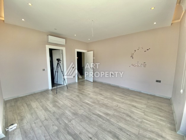 Видовые апартаменты 4+1 для получения гражданства с центре Алании - Ракурс 27