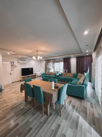 Квартира 3+1 на первой линии моря в Кестеле Аланья в уютном комплексе - Ракурс 5