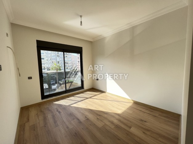 Уютная светлая квартира 2+1 рядом с морем в открытом для ВНЖ районе Тосмур - Ракурс 35