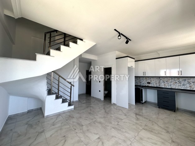 Дуплекс 5+1 с видом на море в элитном районе Кестел всего 200 метров от моря - Ракурс 4