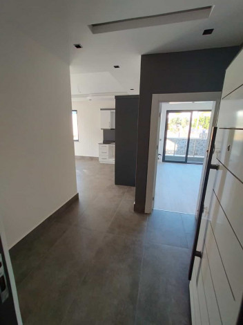 Квартира 1+1 в новом комплексе с инфраструктурой 5* отеля в тихом месте Махмутлара, 75 м2 - Ракурс 4