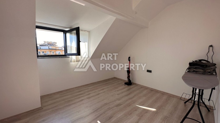 Просторный дуплекс 4+1 , площадью 200 м2 рядом с центром Алании - Ракурс 15