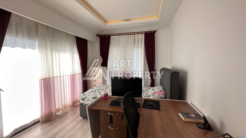 Просторный дуплекс 4+1 , площадью 200 м2 рядом с центром Алании - Ракурс 20