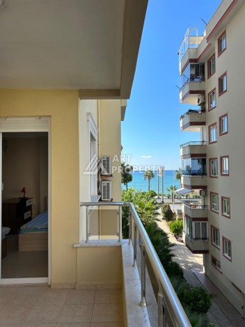 Квартира 2+1  на первой береговой линии с видом на море в развитом районе Махмутлар - Ракурс 21