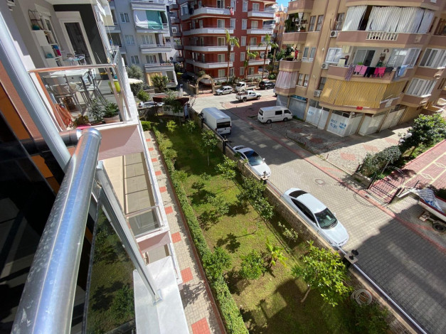 Квартира 1+1 в центральной части Махмутлара, 70 м2 - Ракурс 6