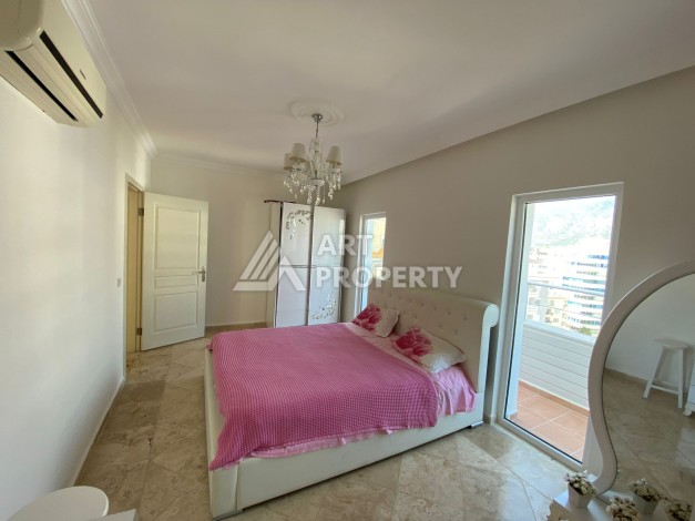 Двухуровневая квартира 4+1 в одном из лучших комплексов Махмутлара! - Ракурс 3