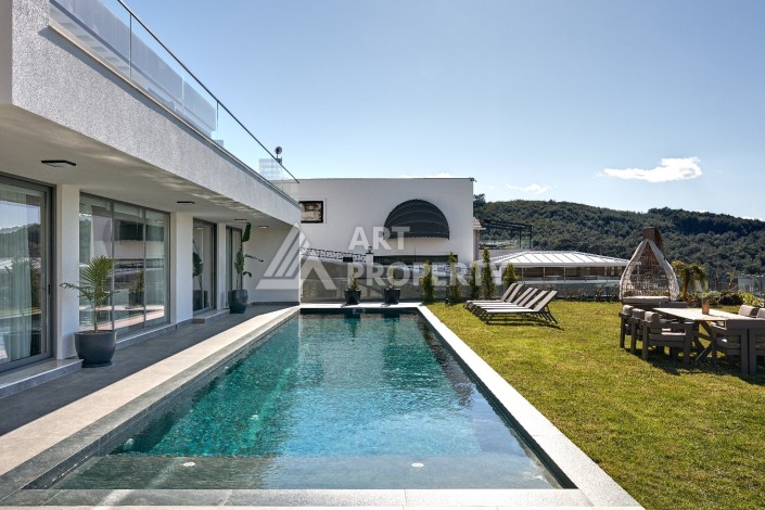 Уникальный комплекс вилл с потрясающим видом на море в районе Каргыджак - Ракурс 13