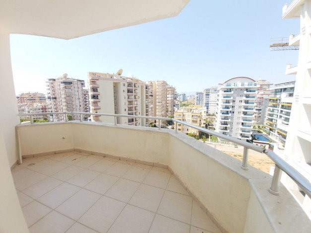 Светлая трехкомнатная квартира в Махмутларе Алания, в 350 метрах от Средиземного моря, 110 м2 - Ракурс 18