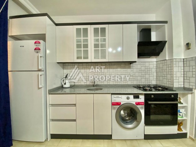 Квартира 1+1 с ремонтом в доме на первой линии моря! - Ракурс 2