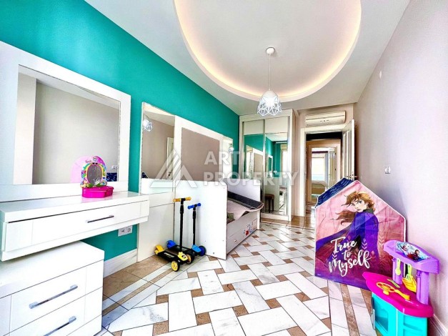 Шикарная квартира 4+1  у моря возле самого знаменитого пляжа Клеопатра - Ракурс 20