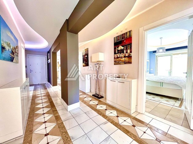 Шикарная квартира 4+1  у моря возле самого знаменитого пляжа Клеопатра - Ракурс 29