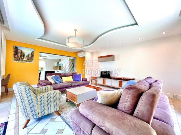 Шикарная квартира 4+1  у моря возле самого знаменитого пляжа Клеопатра - Ракурс 32