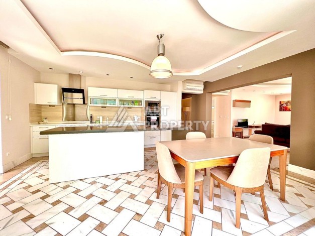 Шикарная квартира 4+1  у моря возле самого знаменитого пляжа Клеопатра - Ракурс 34